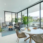 شقة Deluxe 2 With Pool By Homing *