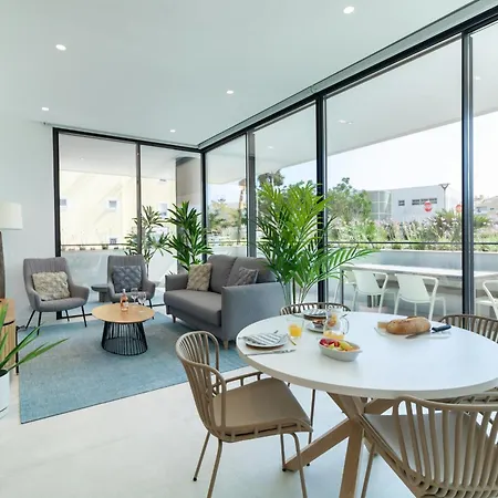 Apartment Deluxe 2 With Pool By Homing *