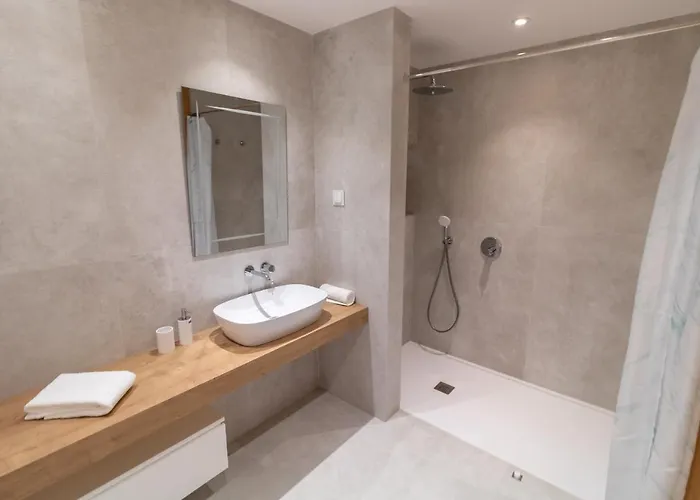 Appartamento Deluxe 2 With Pool By Homing