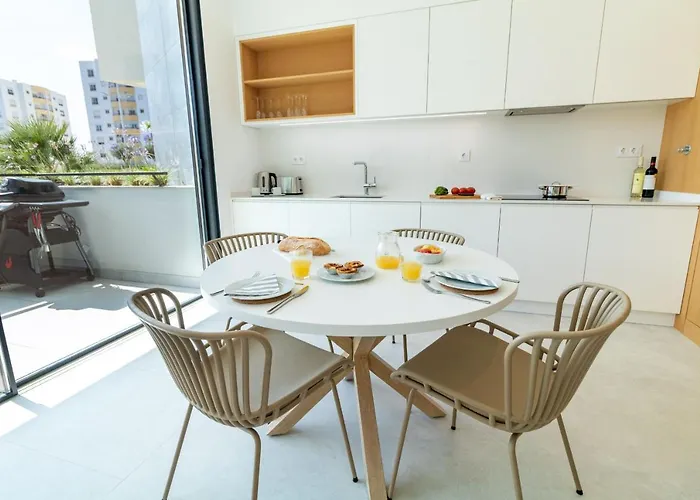 Deluxe 2 With Pool By Homing アパート *