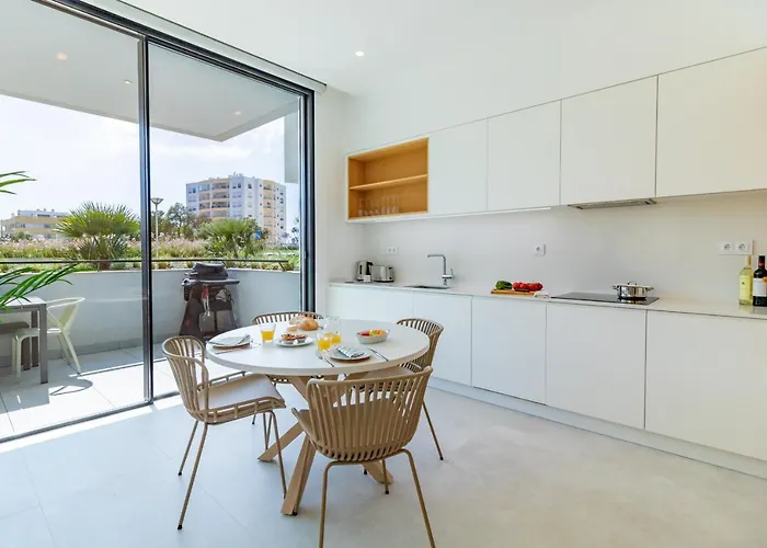 Deluxe 2 With Pool By Homing *